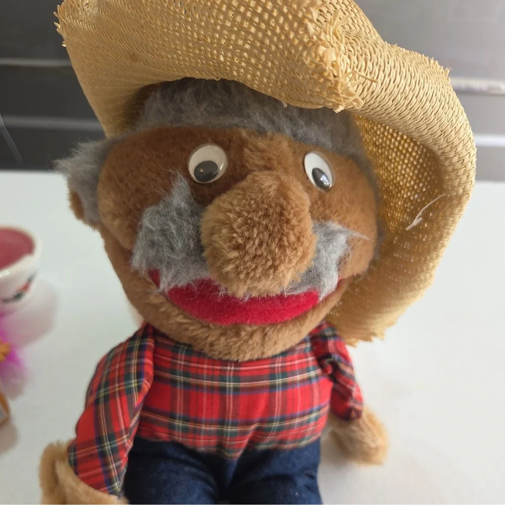 VINTAGE Shotgun Red Plush Doll Hee Haw TV Show Stuffed Animal.